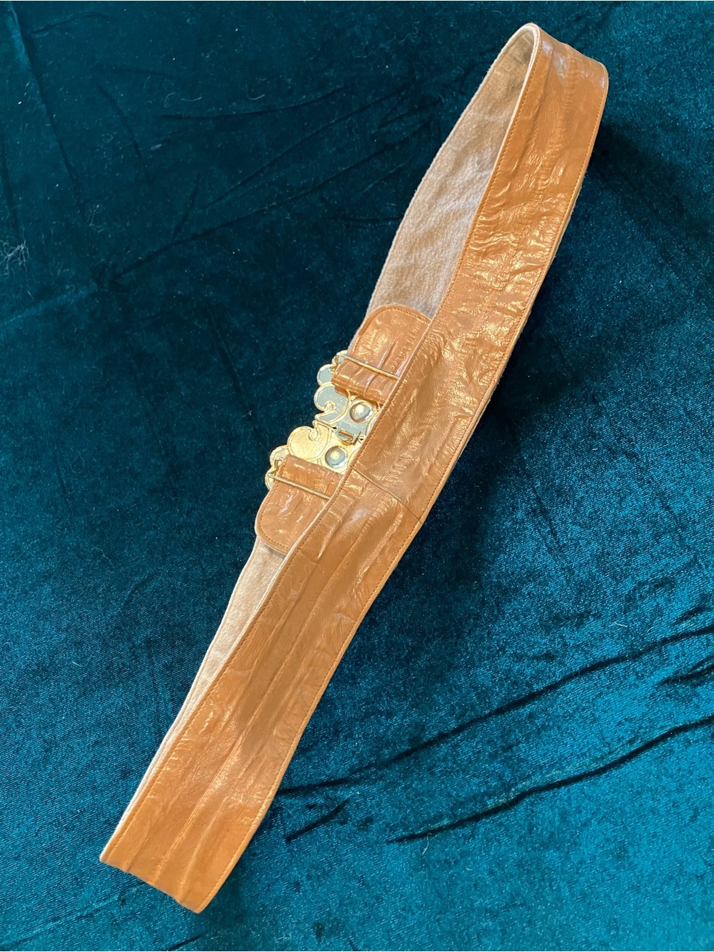 Vintage Belt - Picture 2 of 6